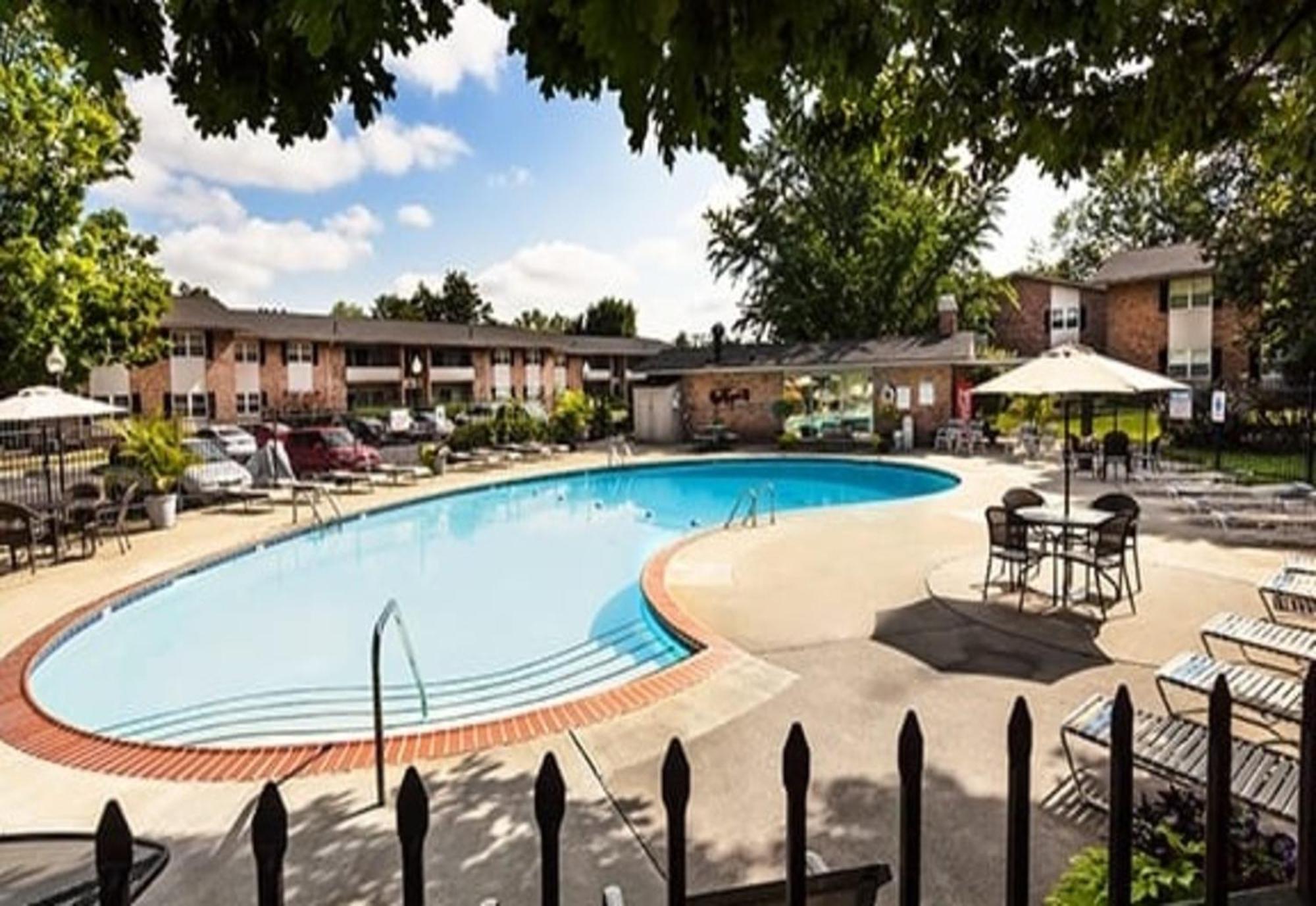 Fountain Parc Apartments By Barsala Indianapolis Bagian luar foto